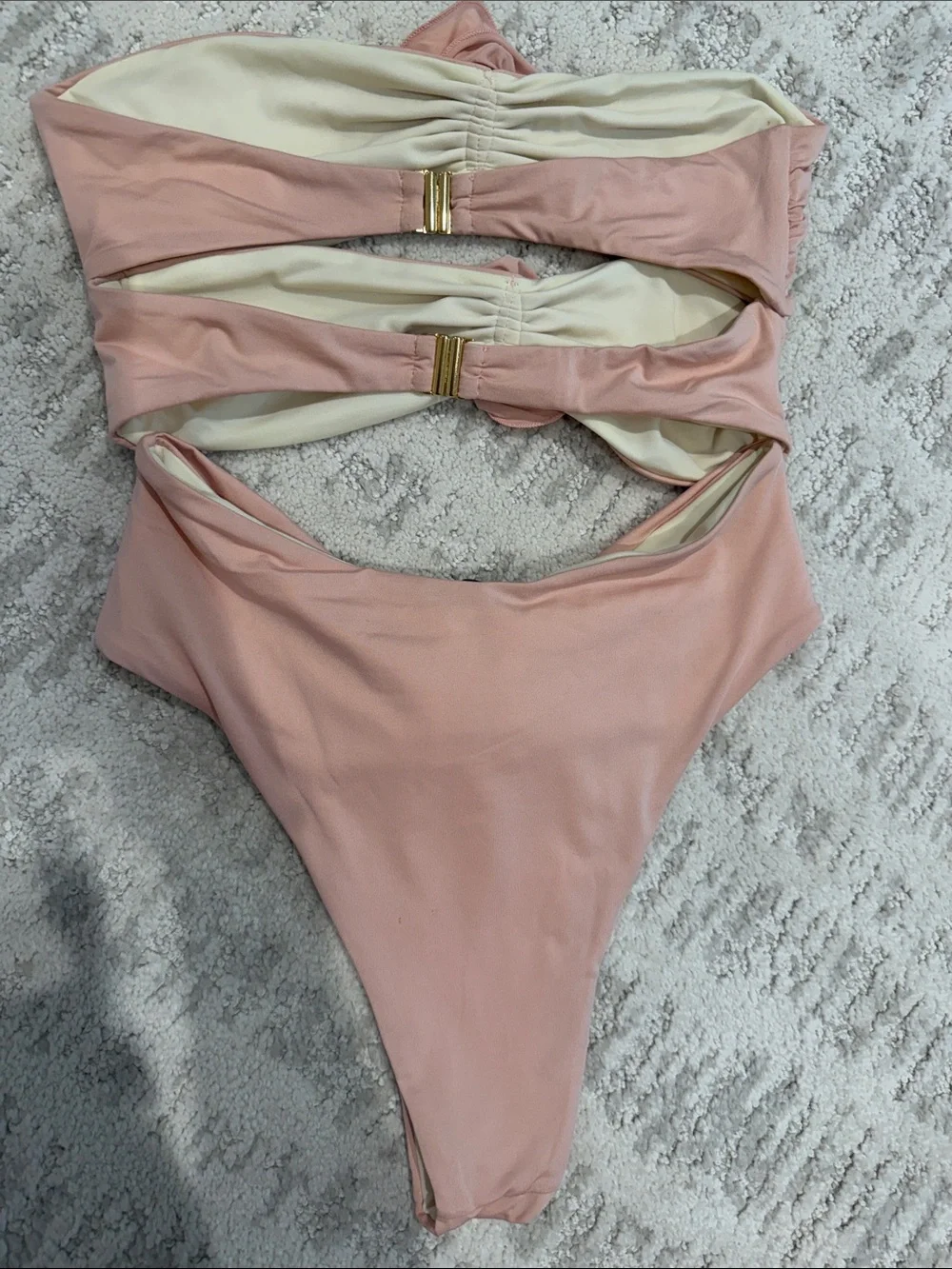 La Reveche elegant strapless